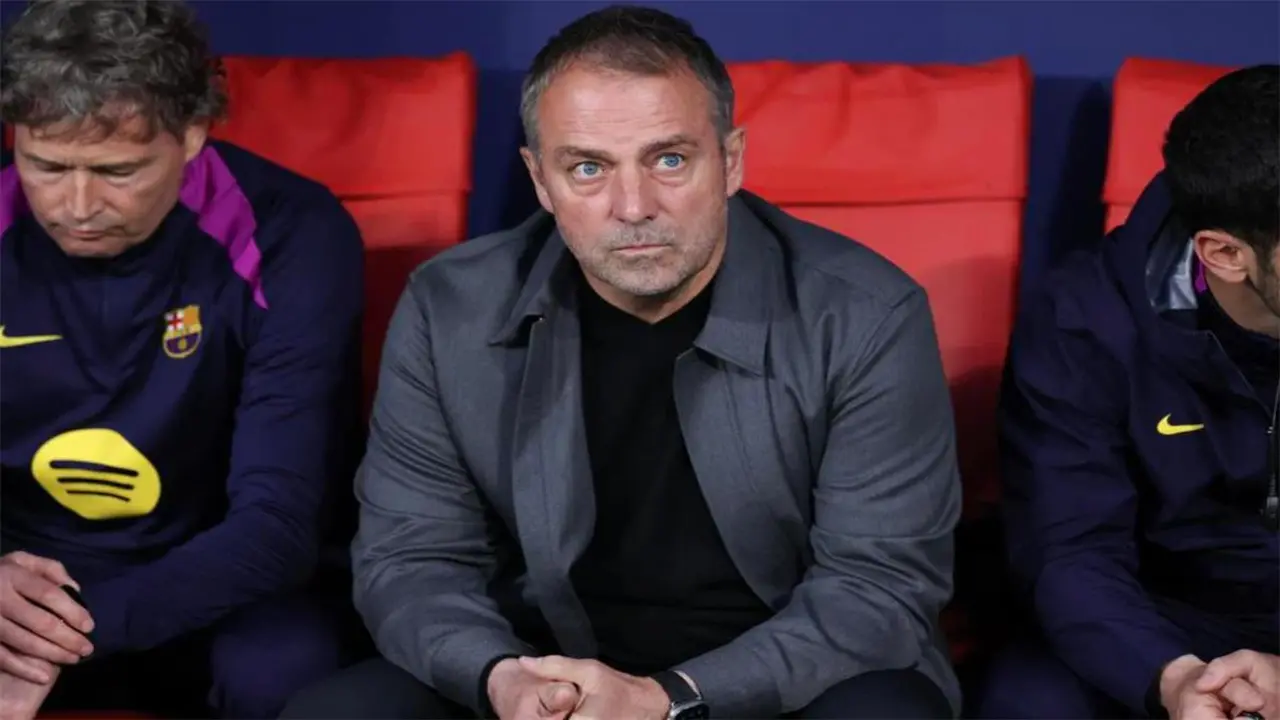 فليك يتدخل ويتصل هاتفيًا لحسم صفقة صيفية هامة لـ برشلونة